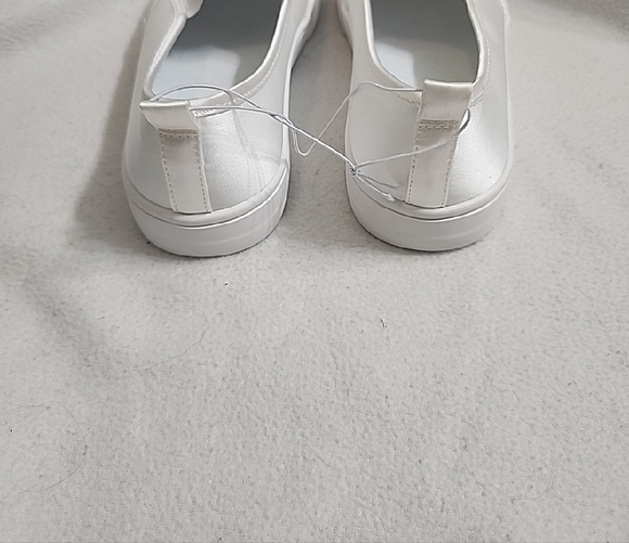 Cat & Jack White Pearl Embellished Sneakers - Picture 4 of 4